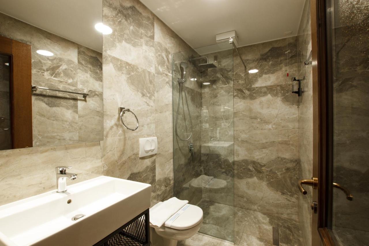 Rose Garden Hotel Αργυρόκαστρο Εξωτερικό φωτογραφία