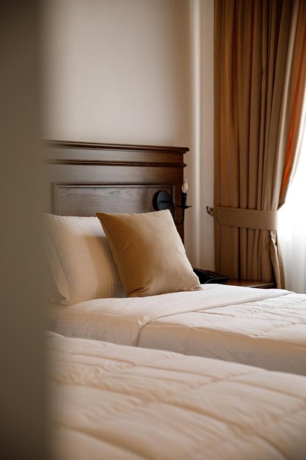 Rose Garden Hotel Αργυρόκαστρο Εξωτερικό φωτογραφία