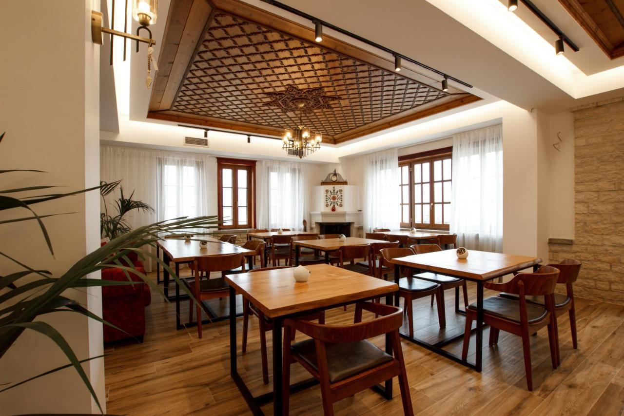 Rose Garden Hotel Αργυρόκαστρο Εξωτερικό φωτογραφία